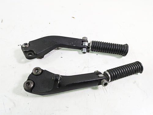 2016 Harley FXDL Dyna Low Rider Rear Passenger Footpeg Set 49224-06A 49230-06 | Mototech271