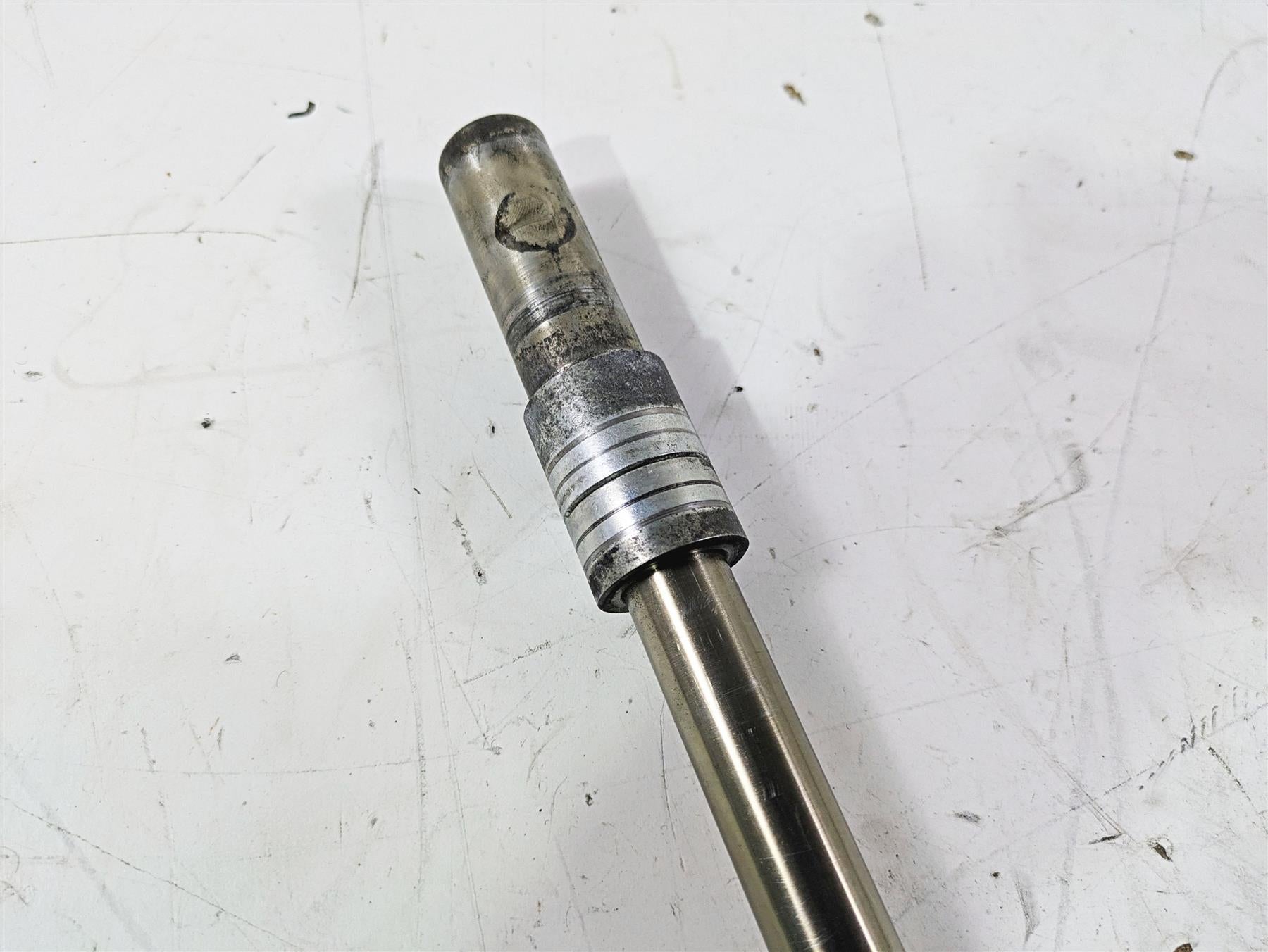 2004 Victory Kingpin Straight Front Axle Wheel Spindle 5133593 5137438 {{ shop.shopifyCountryName }} - Mototech271