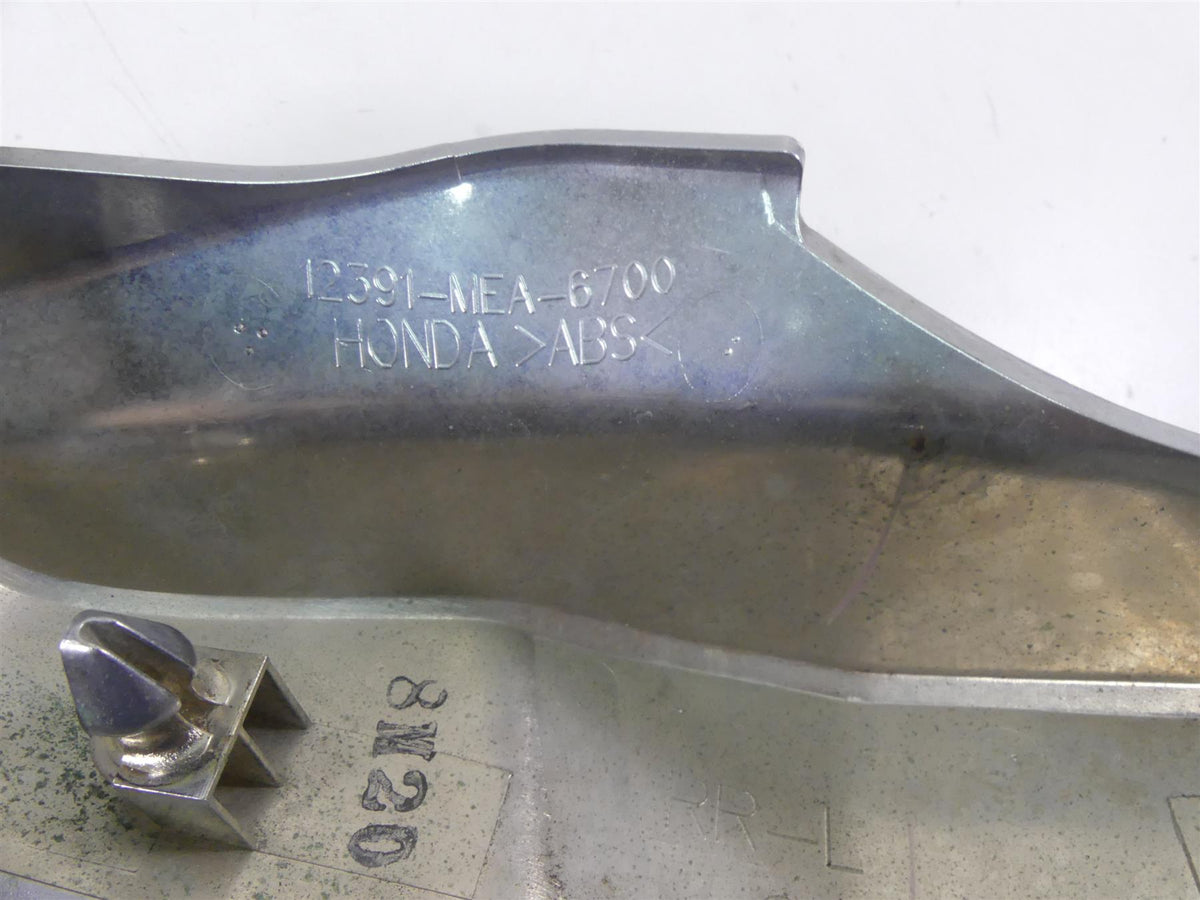 2009 Honda VTX1300 Touring Front Rear Cylinder Head Cover Set 12371-MEA-670 {{ shop.shopifyCountryName }} - Mototech271