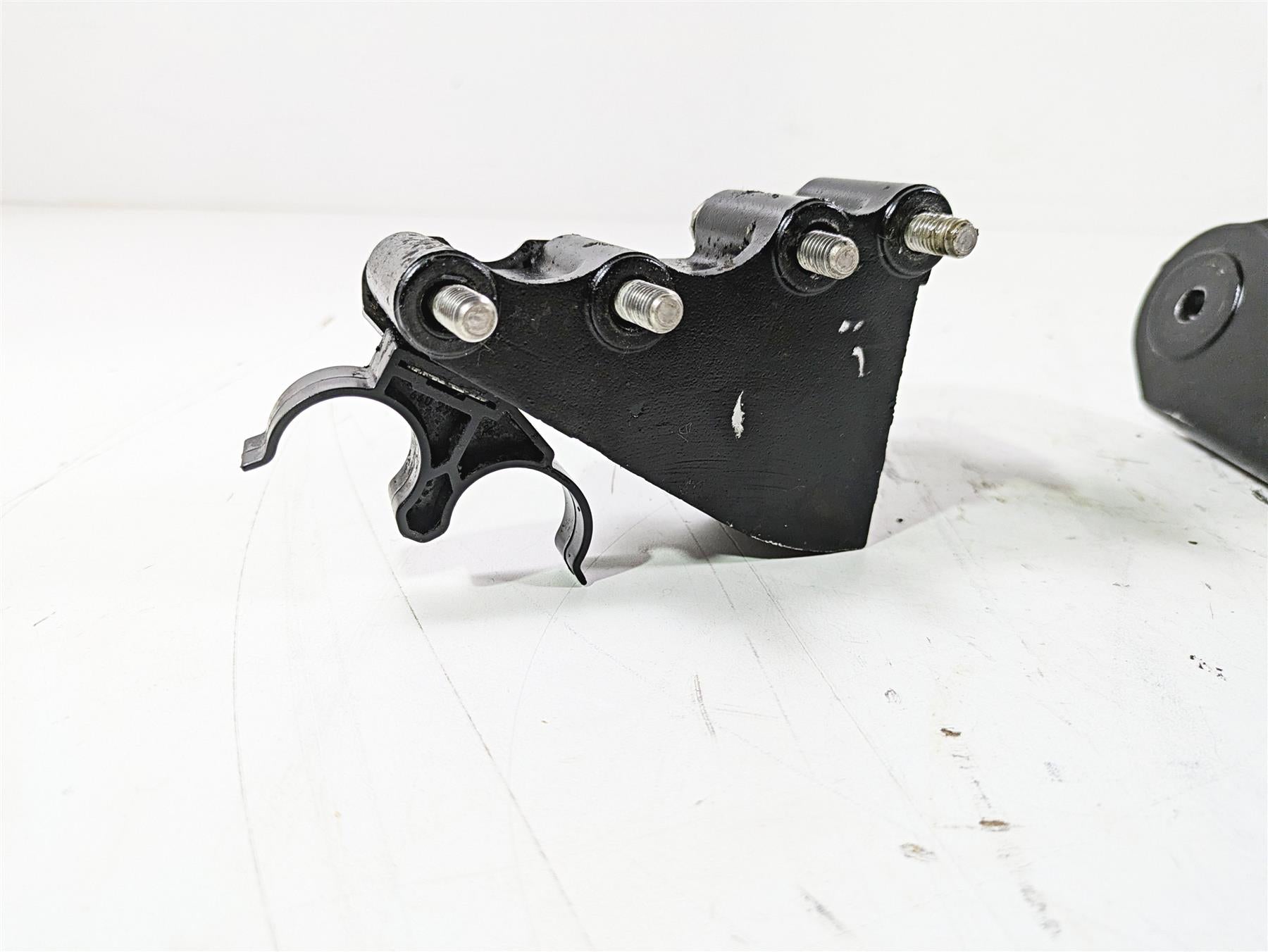 2010 Sea-Doo 4-Tec RXT 215 Engine Mount Holder Set 420811784 420811791 {{ shop.shopifyCountryName }} - Mototech271