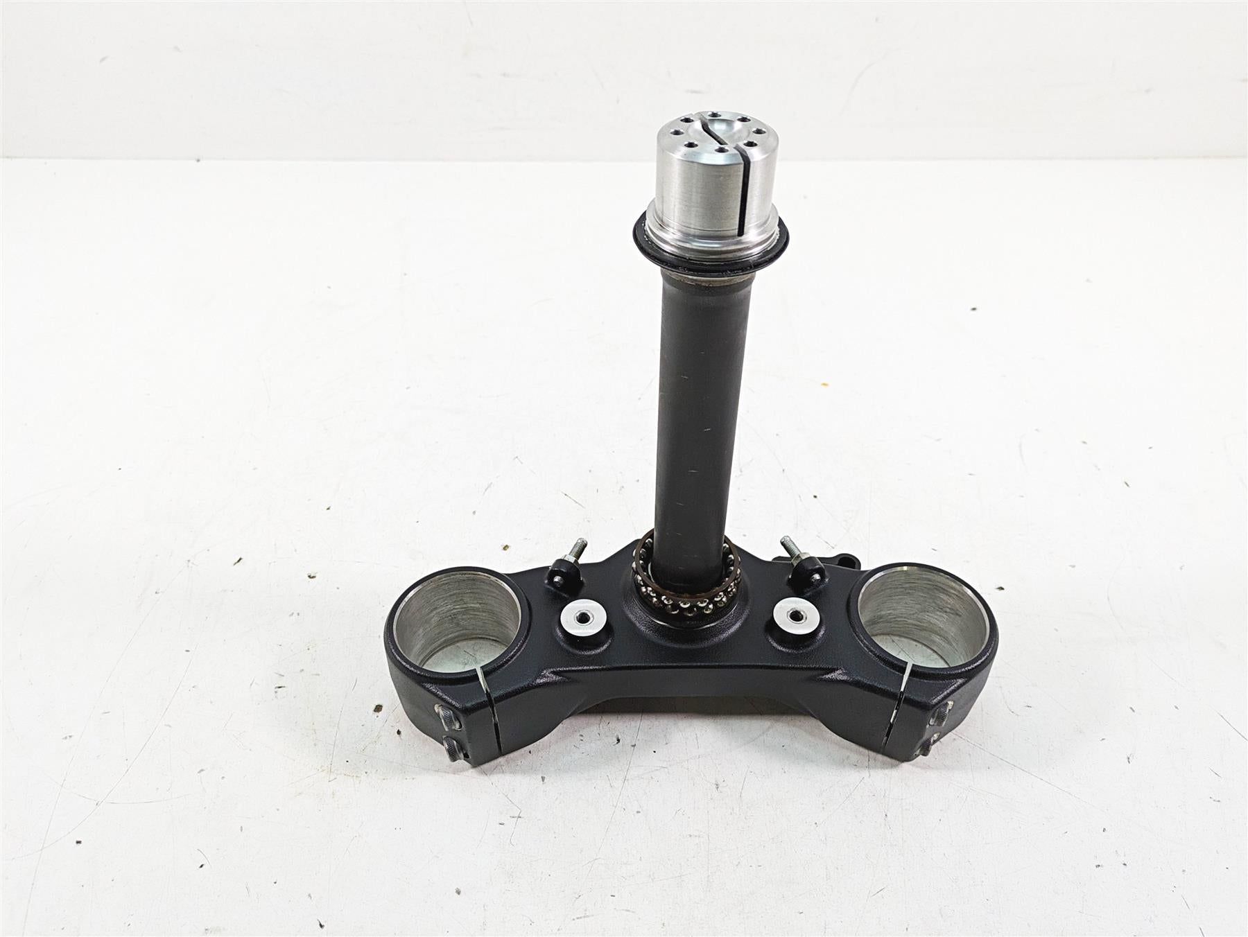 2020 Ducati Scrambler 1100 Sport Pro Lower Triple Tree Steering Clamp 34221031AA {{ shop.shopifyCountryName }} - Mototech271