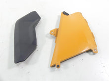 Load image into Gallery viewer, 2008 BMW R1200GS K25 Between Leg Side Cover Fairing Set 46637700886
