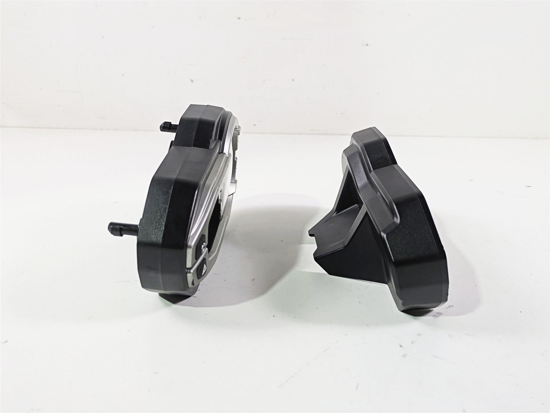 2015 Triumph Tiger Explorer XC Speedometer Gauge Instrument 15K T2503135 {{ shop.shopifyCountryName }} - Mototech271