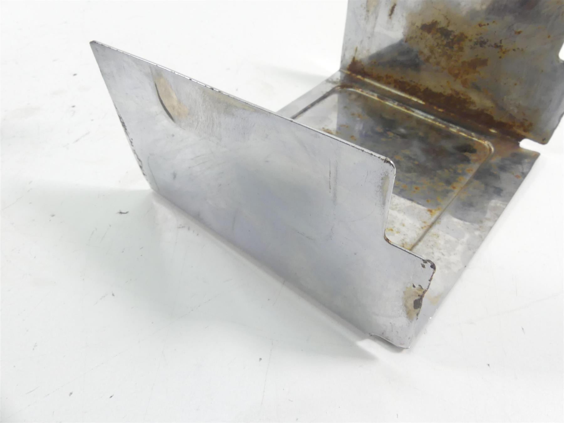 1998 Harley Dyna FXDL Low Rider Battery Stay Box + Chrome Cover 66375-97 {{ shop.shopifyCountryName }} - Mototech271
