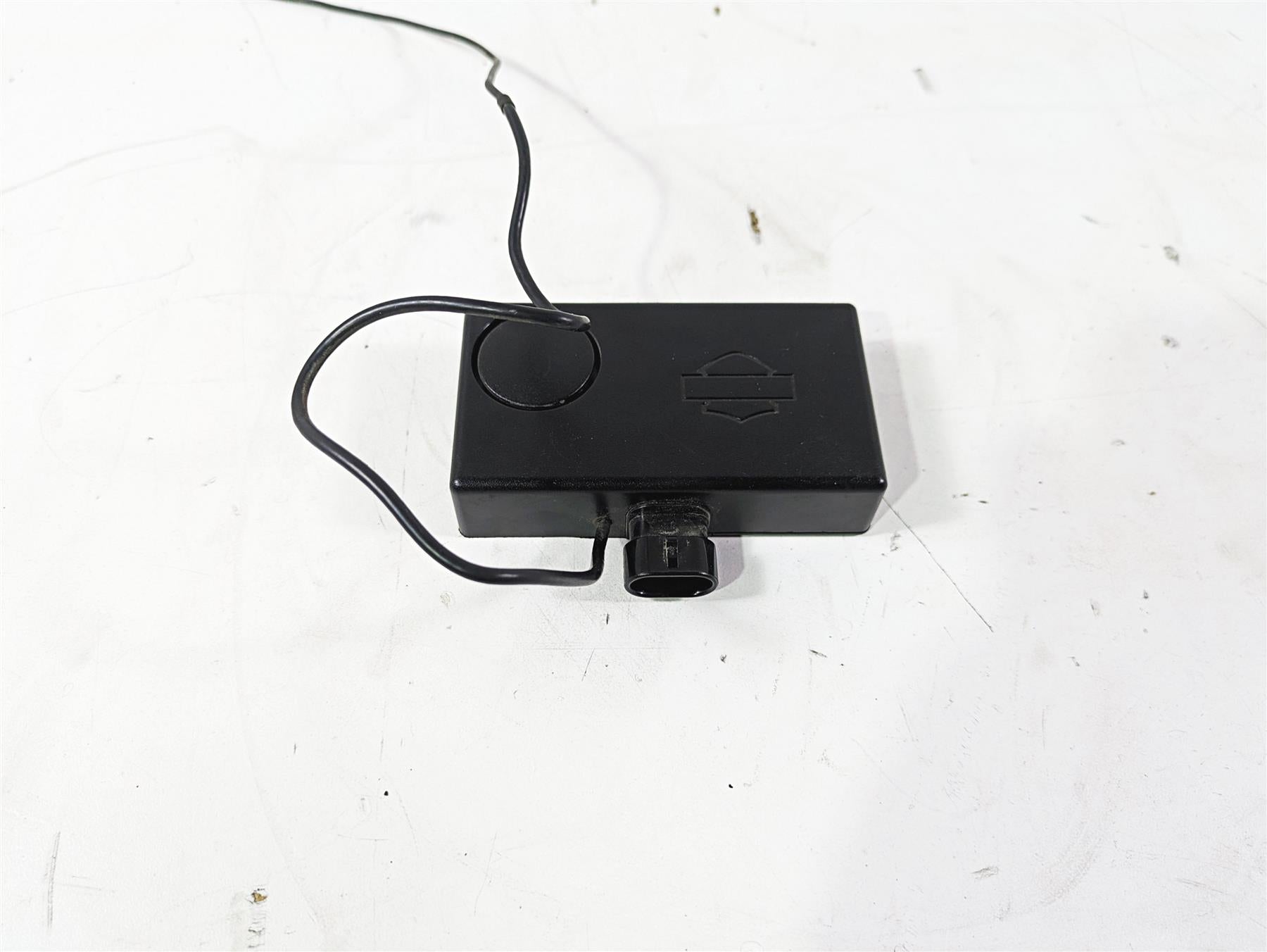 2008 Harley Touring FLHTCU E-Glide 105TH Siren Antenna Box Module 68970-06A {{ shop.shopifyCountryName }} - Mototech271