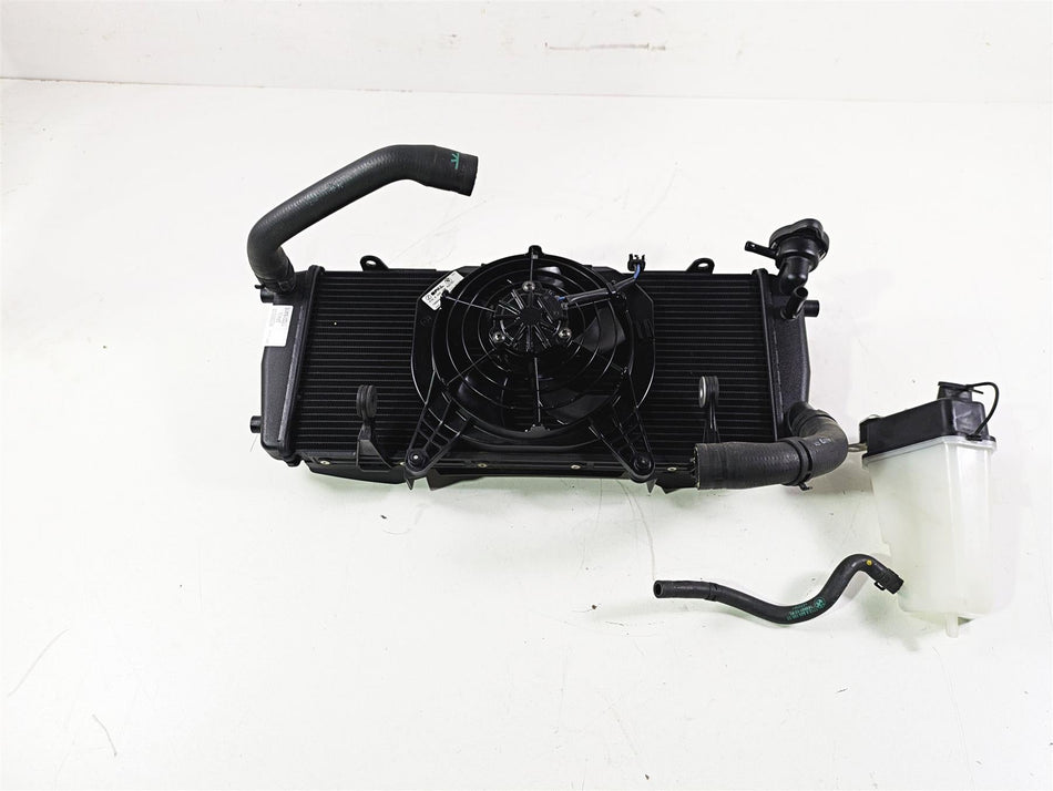 2016 BMW R1200RS K54 Radiator Fan Reservoir Hoses Set 17118525833 {{ shop.shopifyCountryName }} - Mototech271