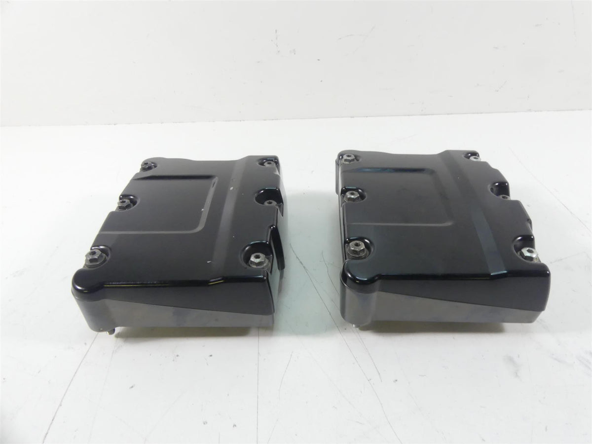 2017 Harley FXSE CVO Pro Street Breakout Rocker Box Valve Cover Set 17593-99 {{ shop.shopifyCountryName }} - Mototech271