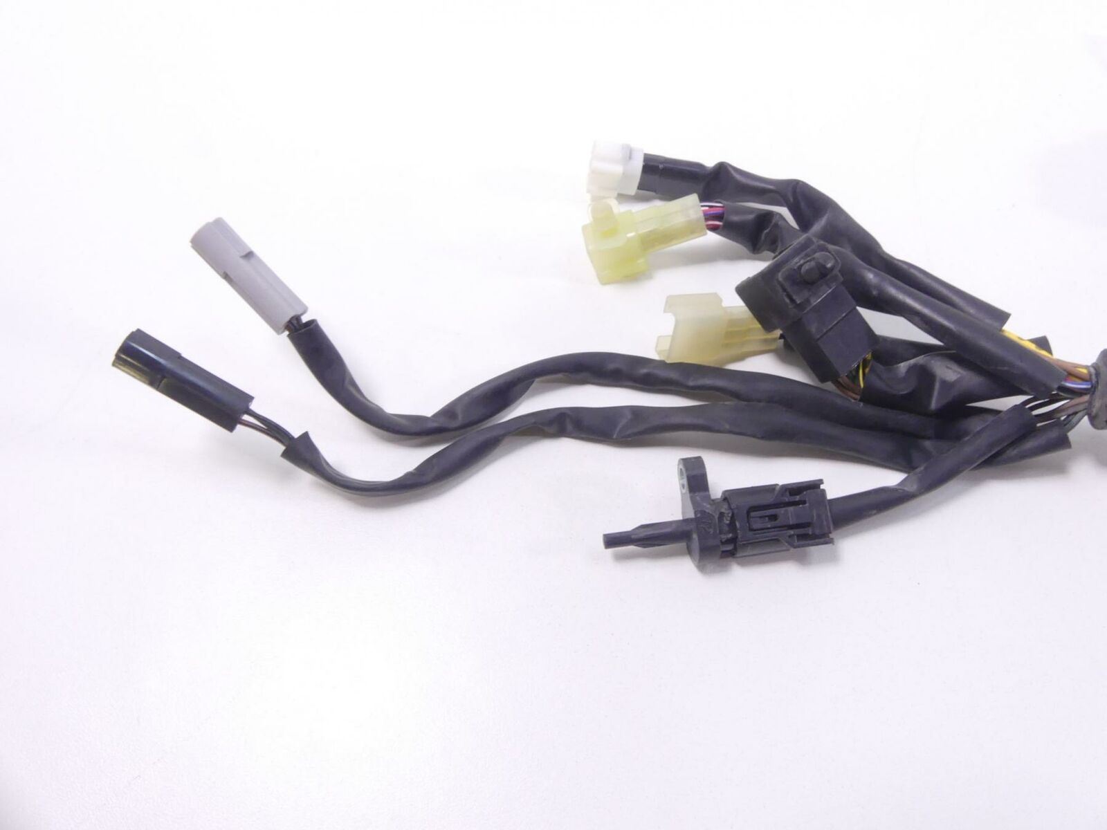 2019 Yamaha VMX17 V-Max 1700 Main Wiring Harness Loom - No Cuts 2S3-82590-00-00 {{ shop.shopifyCountryName }} - Mototech271