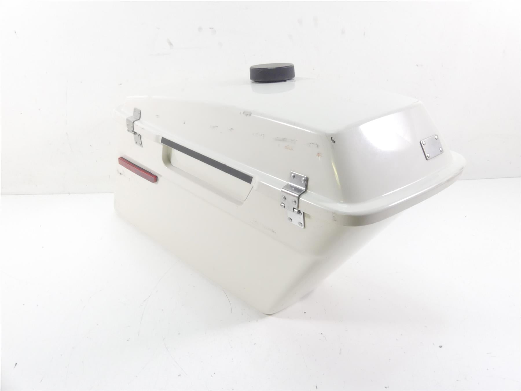 2012 Harley Touring FLHTP Electra Glide Right Saddlebag Saddle Bag 90634-93 {{ shop.shopifyCountryName }} - Mototech271