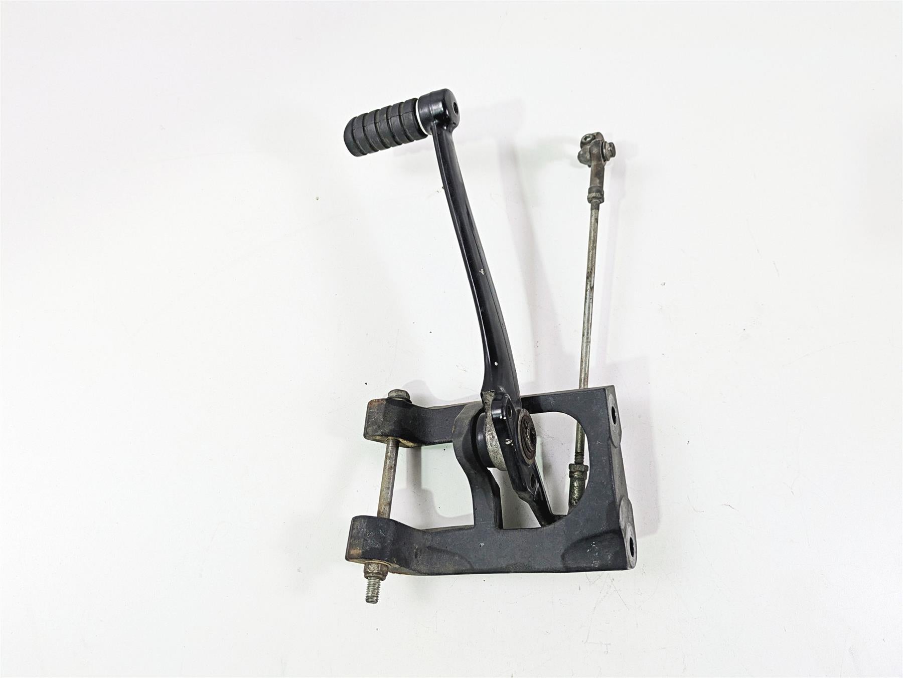 2018 Indian Springfield Dark Horse Front Left Floorboard Mount & Shifter 5138405 {{ shop.shopifyCountryName }} - Mototech271