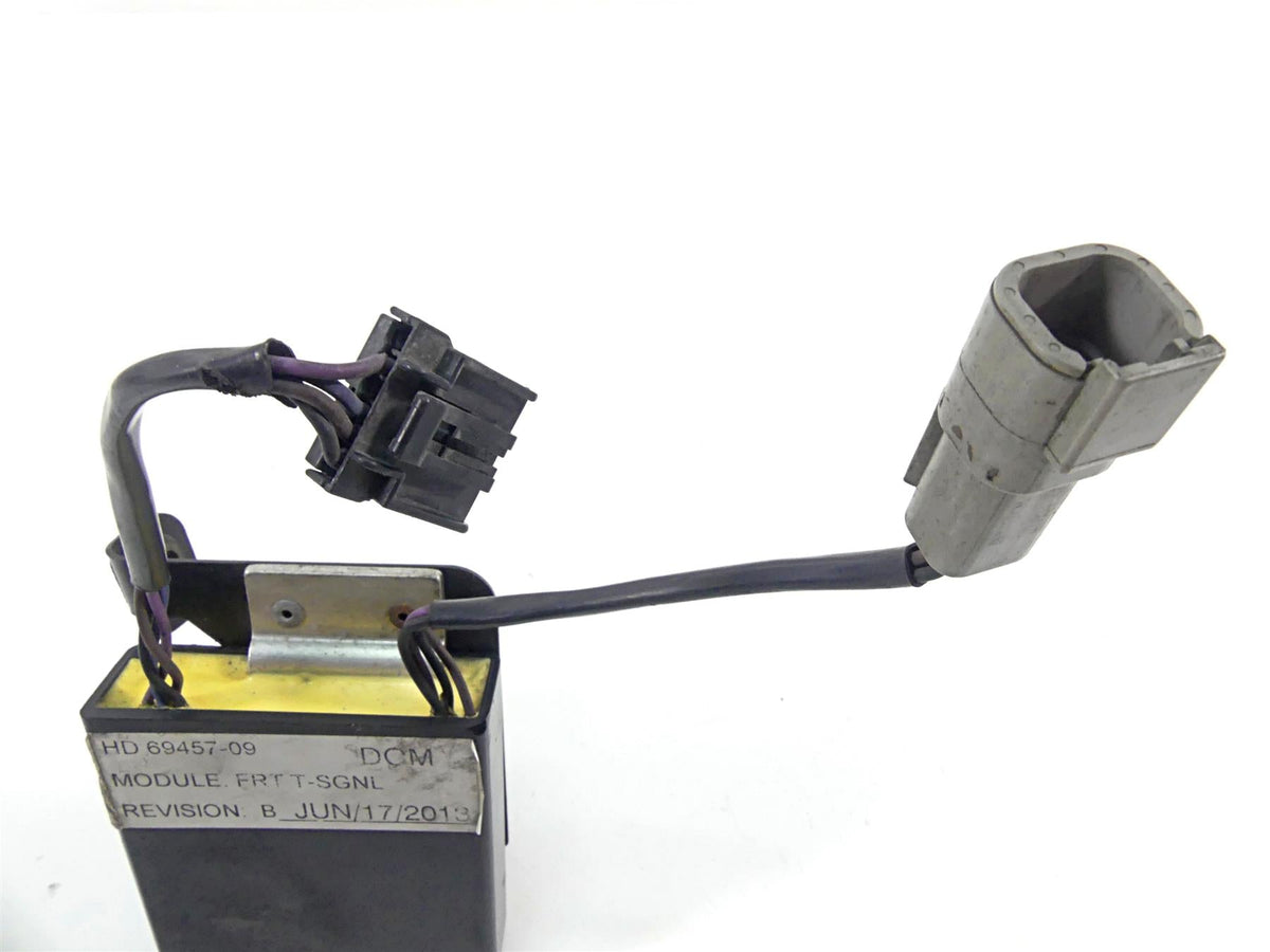 2014 Harley VRSCF Muscle V-Rod Rear Light Turn Signal Module 69457-09 {{ shop.shopifyCountryName }} - Mototech271