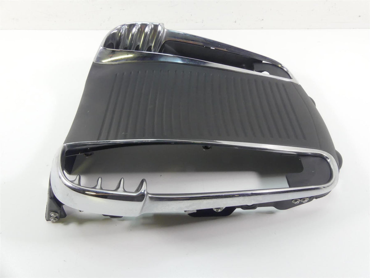 2006 Harley VRSCD Night Rod Radiator Center Chrome Cover Fairing 26788-01A {{ shop.shopifyCountryName }} - Mototech271
