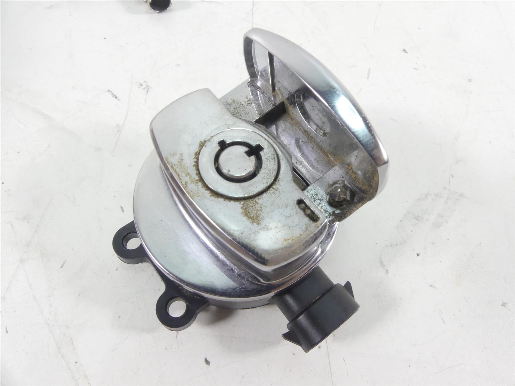2017 Harley FLS Softail Slim Ignition Switch Key Lock Set 71400076 {{ shop.shopifyCountryName }} - Mototech271