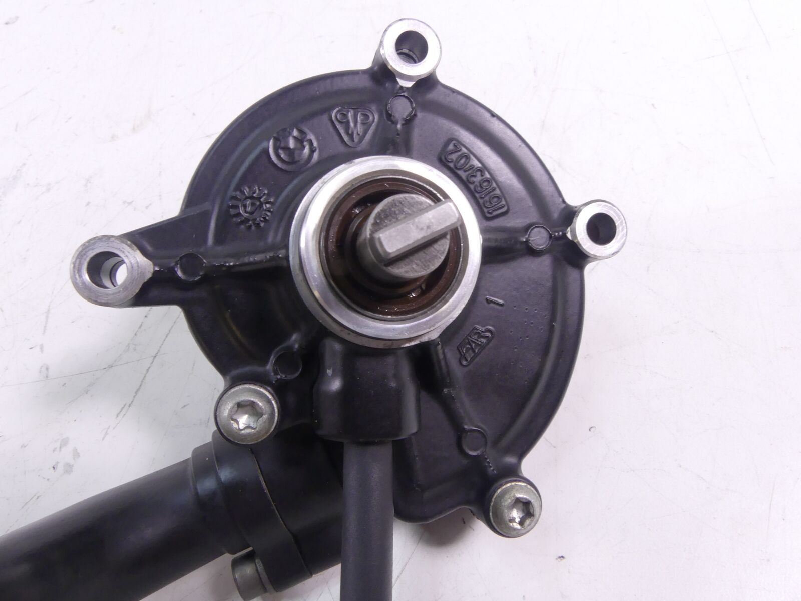 2018 BMW K1600 Bagger Water Pump + Hose 11518569272 {{ shop.shopifyCountryName }} - Mototech271