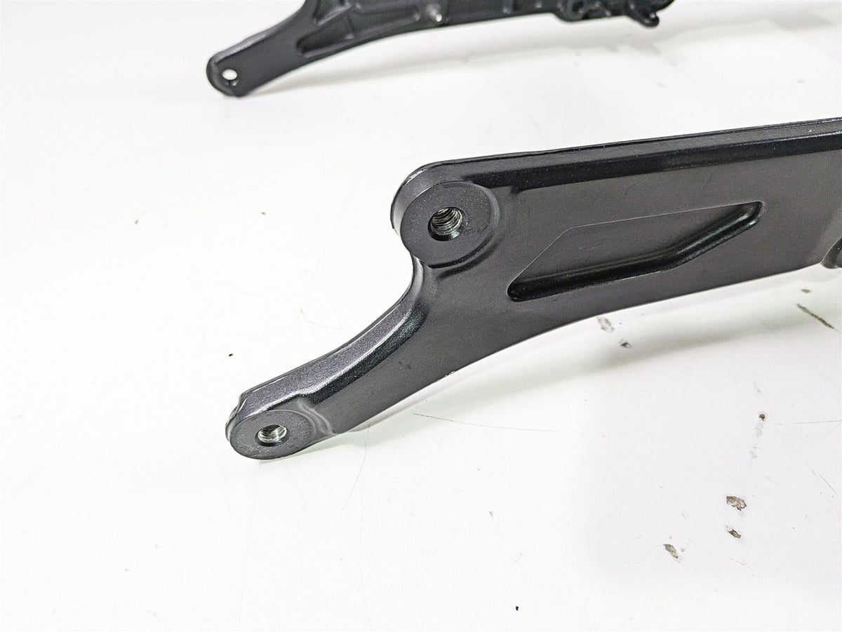 2005 Kawasaki ZX12R Ninja Straight Rear Subframe Sub Frame 32160-1778-8F {{ shop.shopifyCountryName }} - Mototech271