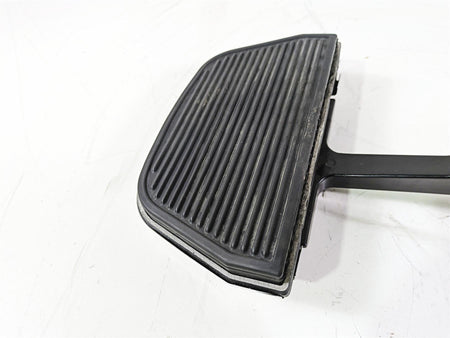 2008 Harley Touring FLHTCU E-Glide 105TH Passenger Floor Board Set 52719-93B {{ shop.shopifyCountryName }} - Mototech271