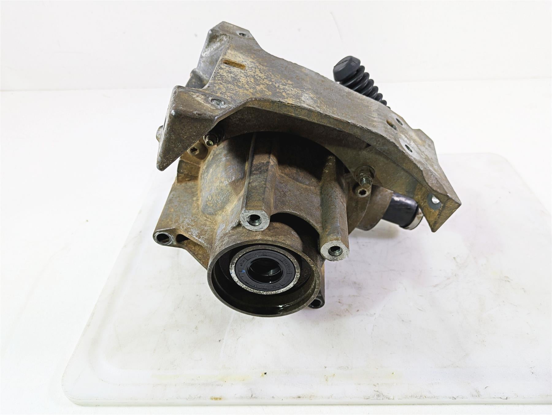 2011 Can-Am Outlander 650 4X4 XT Front Differential Gear Box 705400793 705401077 {{ shop.shopifyCountryName }} - Mototech271