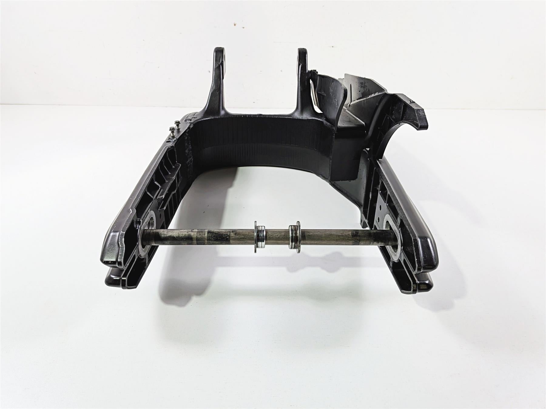 2012 Yamaha XV1900 Raider S Rear Swingarm Swing Arm & Axle 5C7-22110-01-00 {{ shop.shopifyCountryName }} - Mototech271