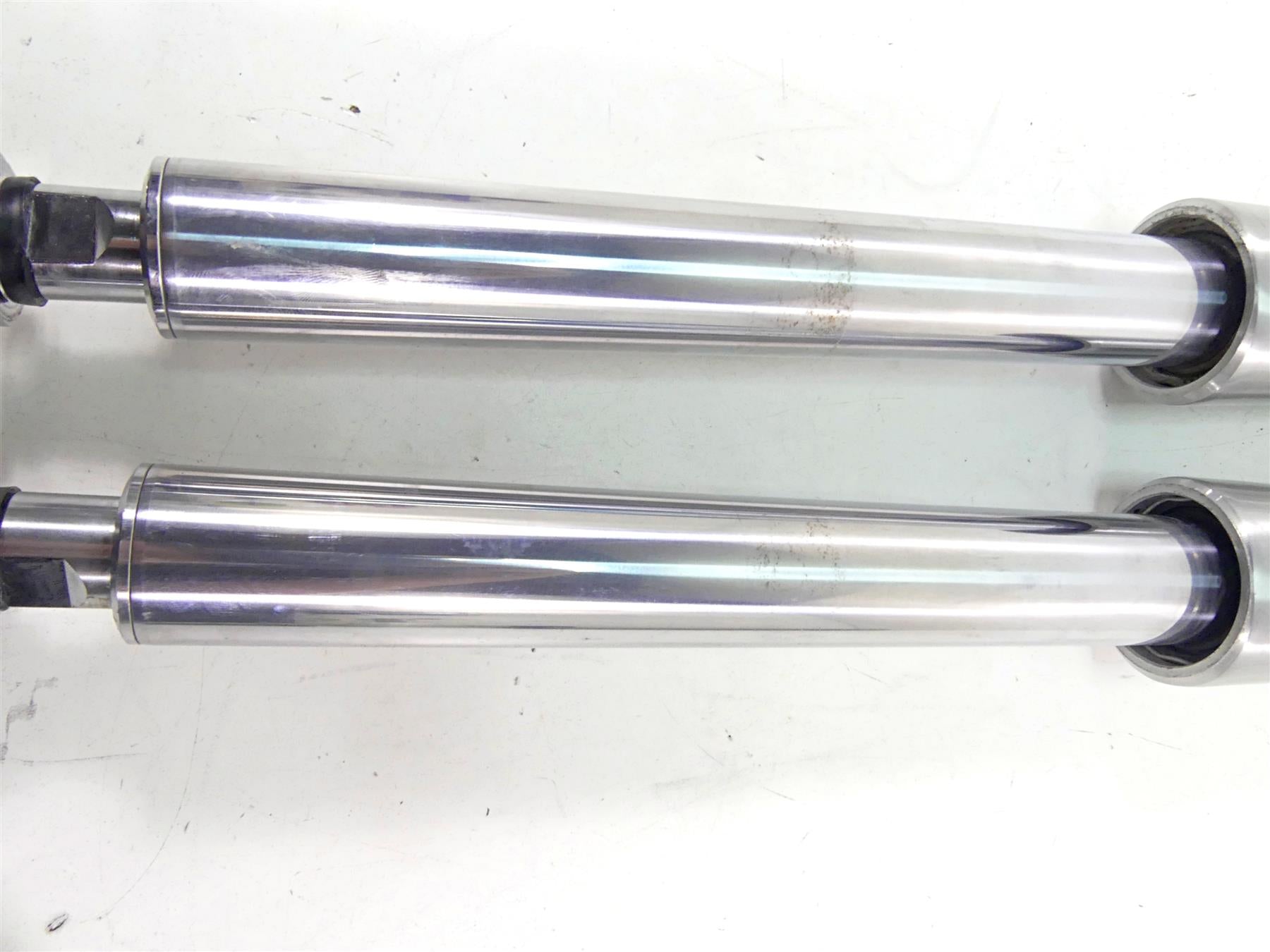 2004 Harley Touring FLHTCUI Electra Glide Front Fork Leg Set 41mm-Read 46497-02A {{ shop.shopifyCountryName }} - Mototech271