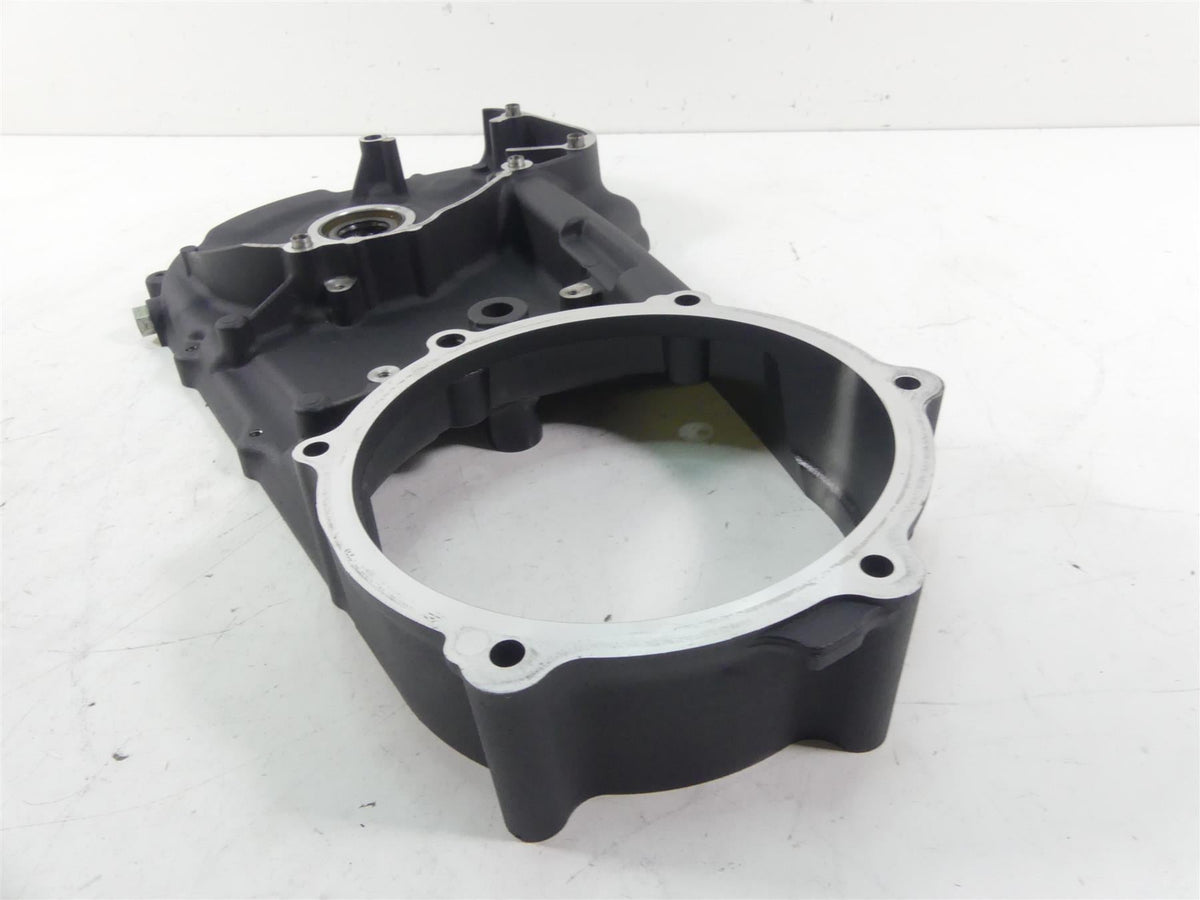 2017 Harley FLS Softail Slim Inner Primary Drive Clutch Cover 60681-06C {{ shop.shopifyCountryName }} - Mototech271