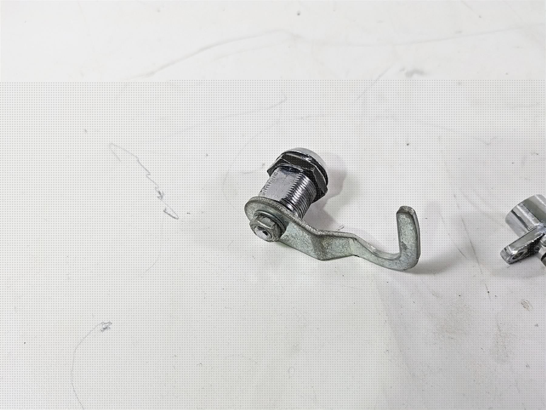 2008 Harley Touring FLHTCU E-Glide 105TH Ignition Switch Key Lock Set 71572-06 {{ shop.shopifyCountryName }} - Mototech271