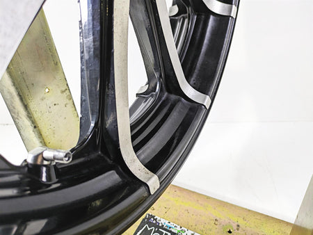 2018 Indian Chieftain Dark Horse Front Wheel Rim 19x3.5 1523059 {{ shop.shopifyCountryName }} - Mototech271