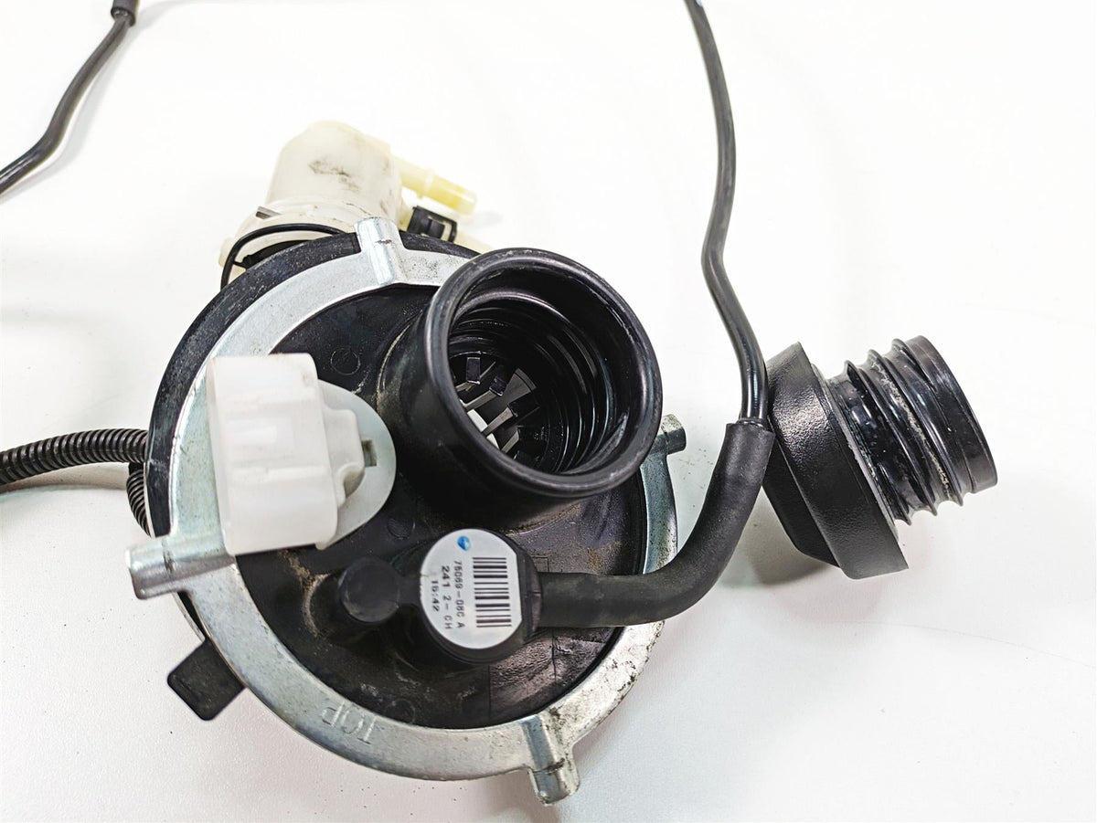 2013 Harley Touring FLHX Street Glide Fuel Gas Petrol Pump 62908-08 75069-08C {{ shop.shopifyCountryName }} - Mototech271