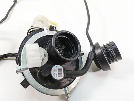 2013 Harley Touring FLHX Street Glide Fuel Gas Petrol Pump 62908-08 75069-08C {{ shop.shopifyCountryName }} - Mototech271