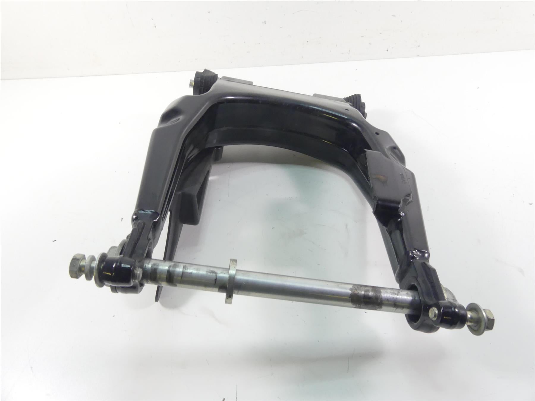 2009 Harley FLHTCU SE4 CVO E-Glide Rear Swing Arm Swingarm + Axle 45470-09 {{ shop.shopifyCountryName }} - Mototech271