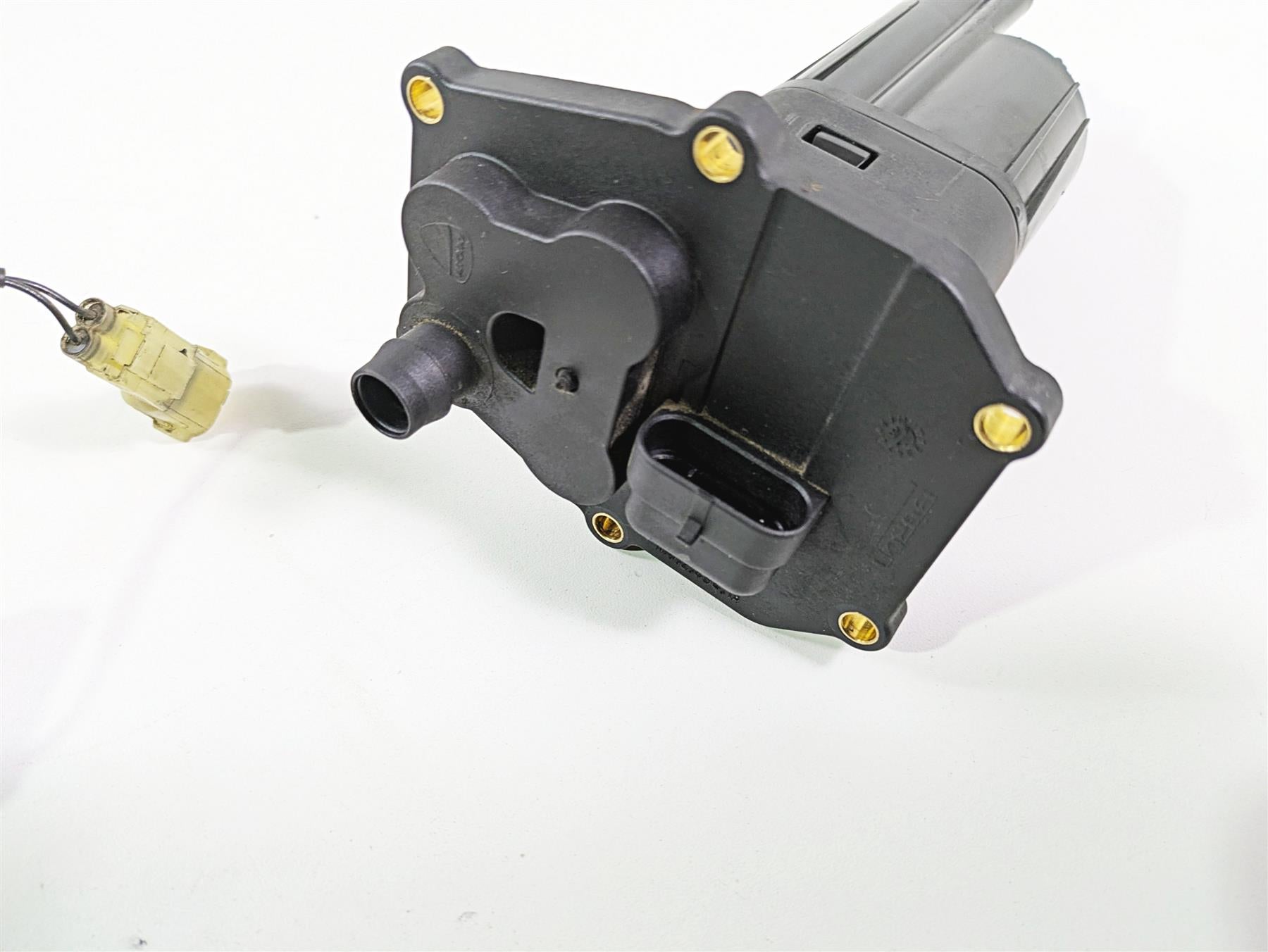 2019 Ducati Supersport 939 S Fuel Gas Pump & Level Sender 16024341A 59210251B {{ shop.shopifyCountryName }} - Mototech271