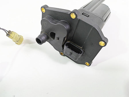 2019 Ducati Supersport 939 S Fuel Gas Pump & Level Sender 16024341A 59210251B {{ shop.shopifyCountryName }} - Mototech271