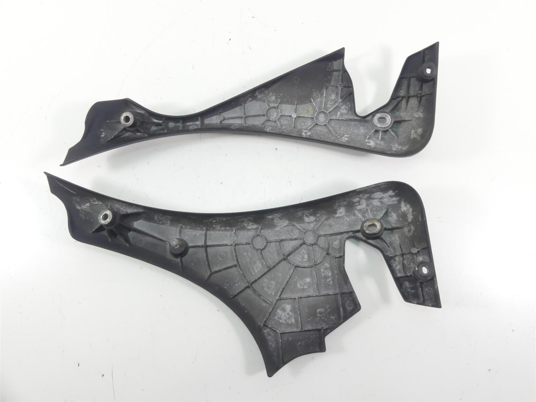 2013 Victory Cross Country Radiator Side Cover Set 5136648 5140406 5136647 {{ shop.shopifyCountryName }} - Mototech271