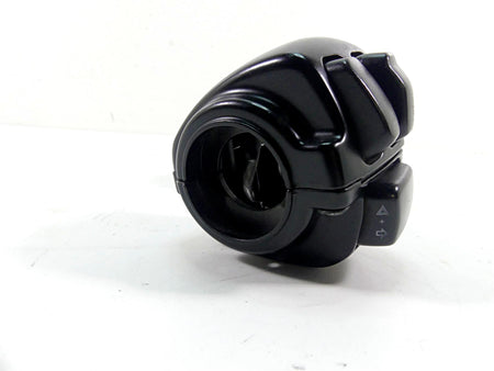 2005 Harley Sportster XL1200 C Left Hand Control Switch 71682-06A 71685-06A {{ shop.shopifyCountryName }} - Mototech271