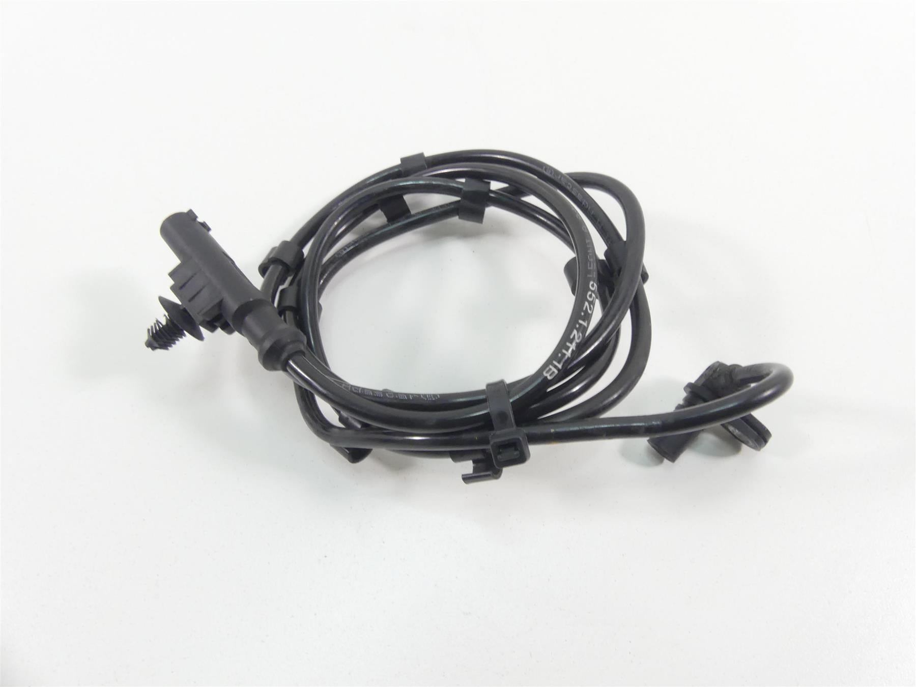 2017 Ducati 939 S Supersport Front Abs Brake Wheel Speed Sensor 55212111B {{ shop.shopifyCountryName }} - Mototech271
