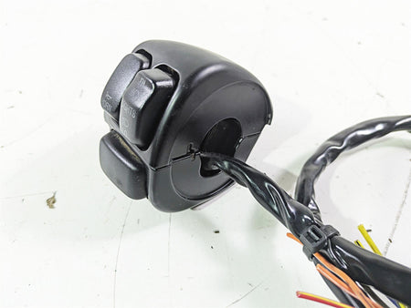 2012 Harley VRSCF Muscle V Rod Left Hand Control Switch - Read 71682-06A {{ shop.shopifyCountryName }} - Mototech271
