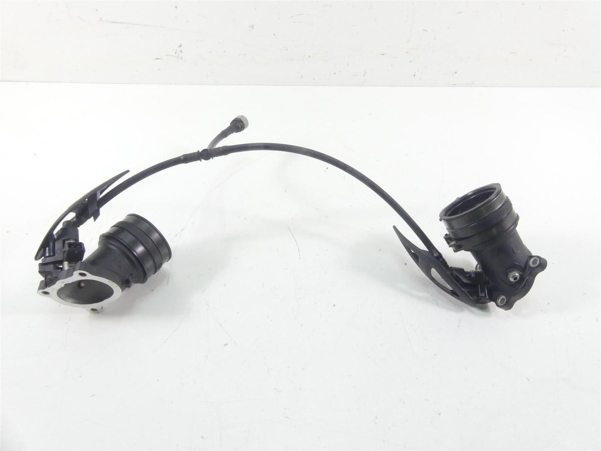 2014 Moto Guzzi Griso 1200 SE 8V Fuel Injector & Mount Set 976555 {{ shop.shopifyCountryName }} - Mototech271