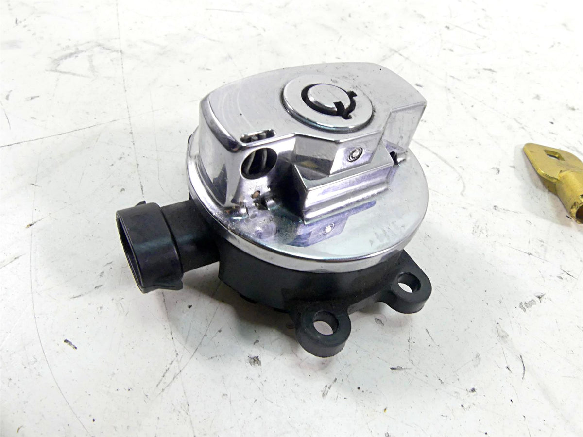 2011 Harley Softail FLSTF Fat Boy Ignition Switch Key Steering Lock Set 71517-11 {{ shop.shopifyCountryName }} - Mototech271