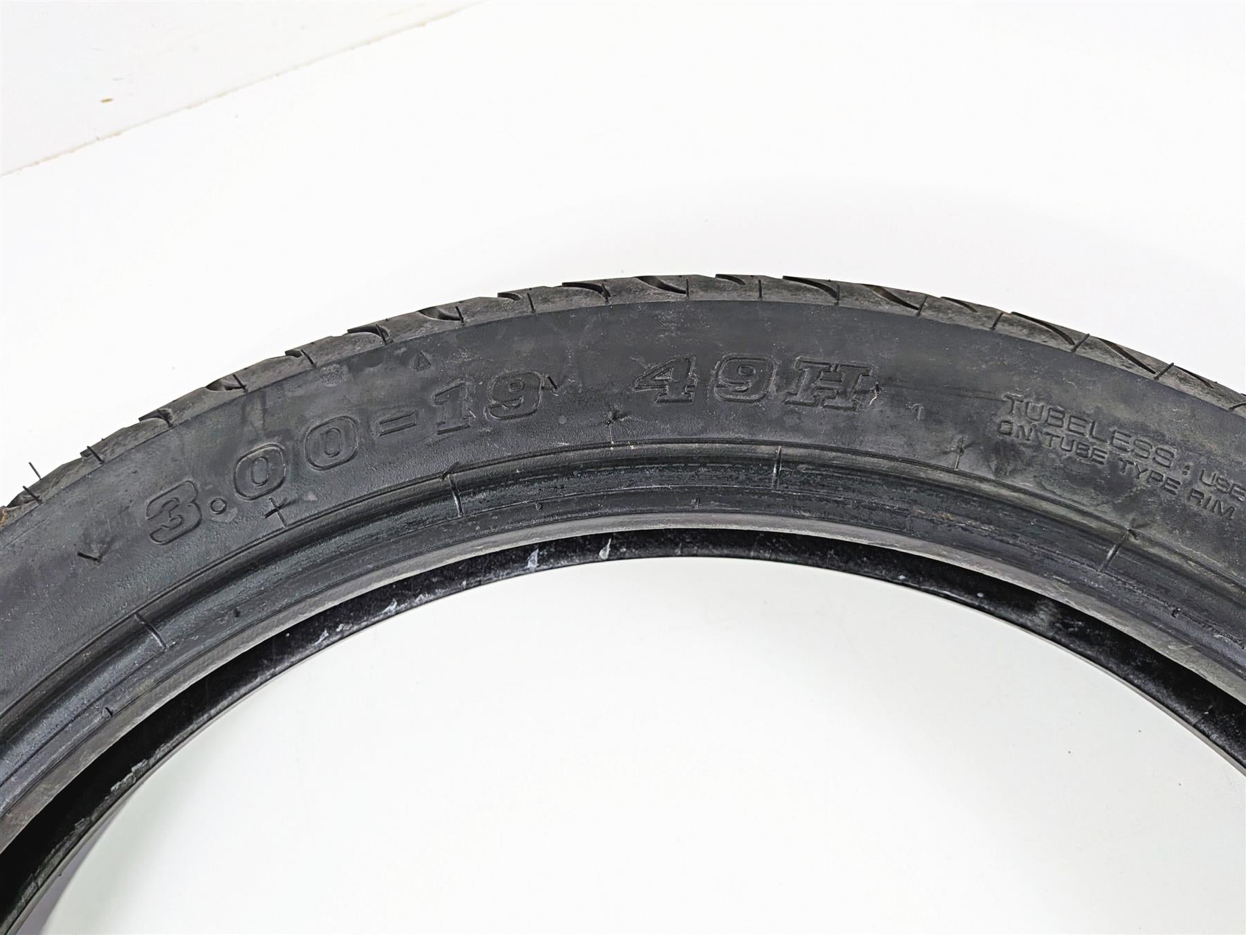 Used Front Motorcycle Tire iRC Wild Flare WF-920F 3.00-19 49H 301674 {{ shop.shopifyCountryName }} - Mototech271