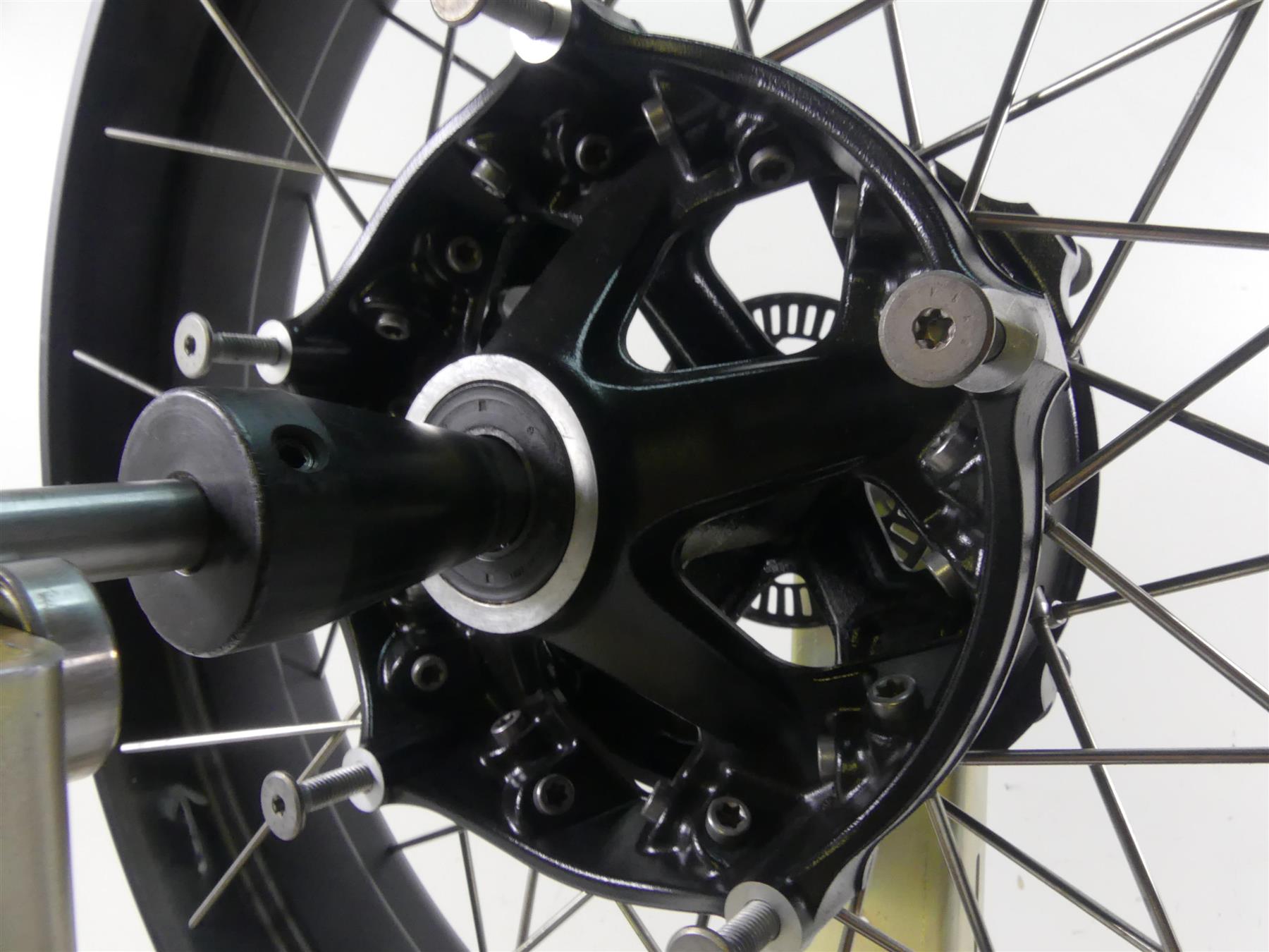 2017 BMW R1200GS GSW K50 Front 19x3 Spoke Wheel Rim 36318528530 36318528529 {{ shop.shopifyCountryName }} - Mototech271
