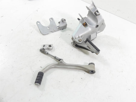 1999 BMW R1100 GS 259E Left Rider Footpeg Foot Peg & Shifter 46712314245 {{ shop.shopifyCountryName }} - Mototech271