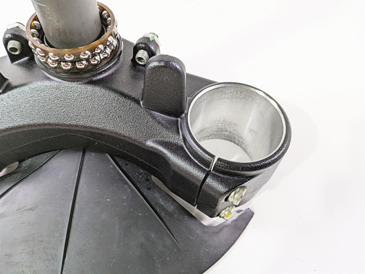 2019 Ducati Supersport 939 S Lower Triple Tree Steering Clamp 34220991AB {{ shop.shopifyCountryName }} - Mototech271