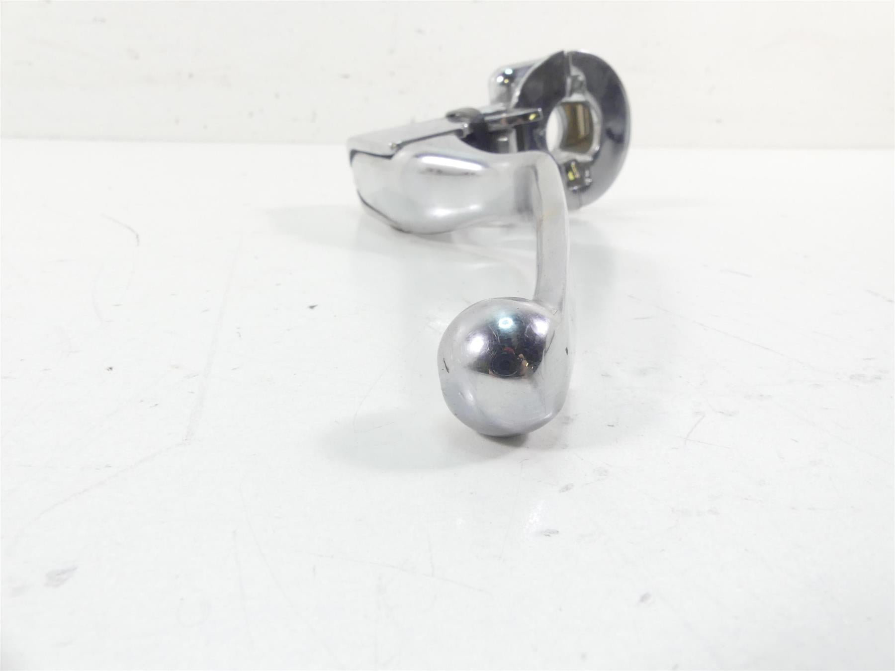 2004 Harley FXDWGI Dyna Wide Glide Chrome Clutch Perch & Lever 38608-96 45015-96 {{ shop.shopifyCountryName }} - Mototech271