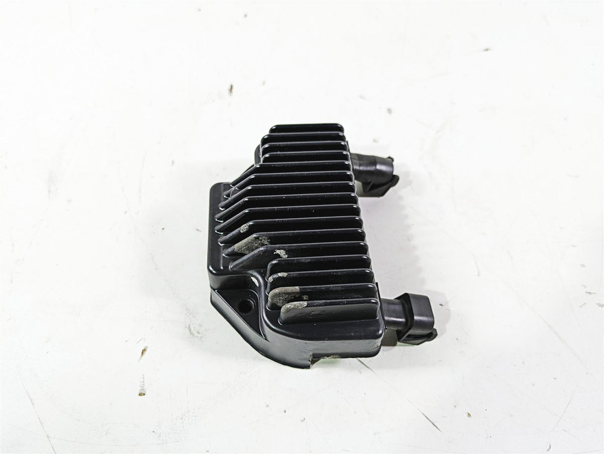 2012 Harley FLD Dyna Switchback Rectifier Voltage Regulator 74631-08A {{ shop.shopifyCountryName }} - Mototech271