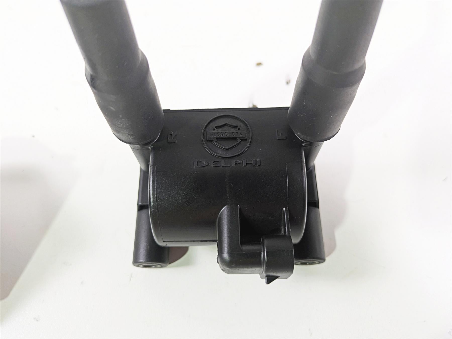 2014 Harley FXDF Dyna Fat Bob Ignition Coil Wires Plugs Set Delphi 31696-07A {{ shop.shopifyCountryName }} - Mototech271