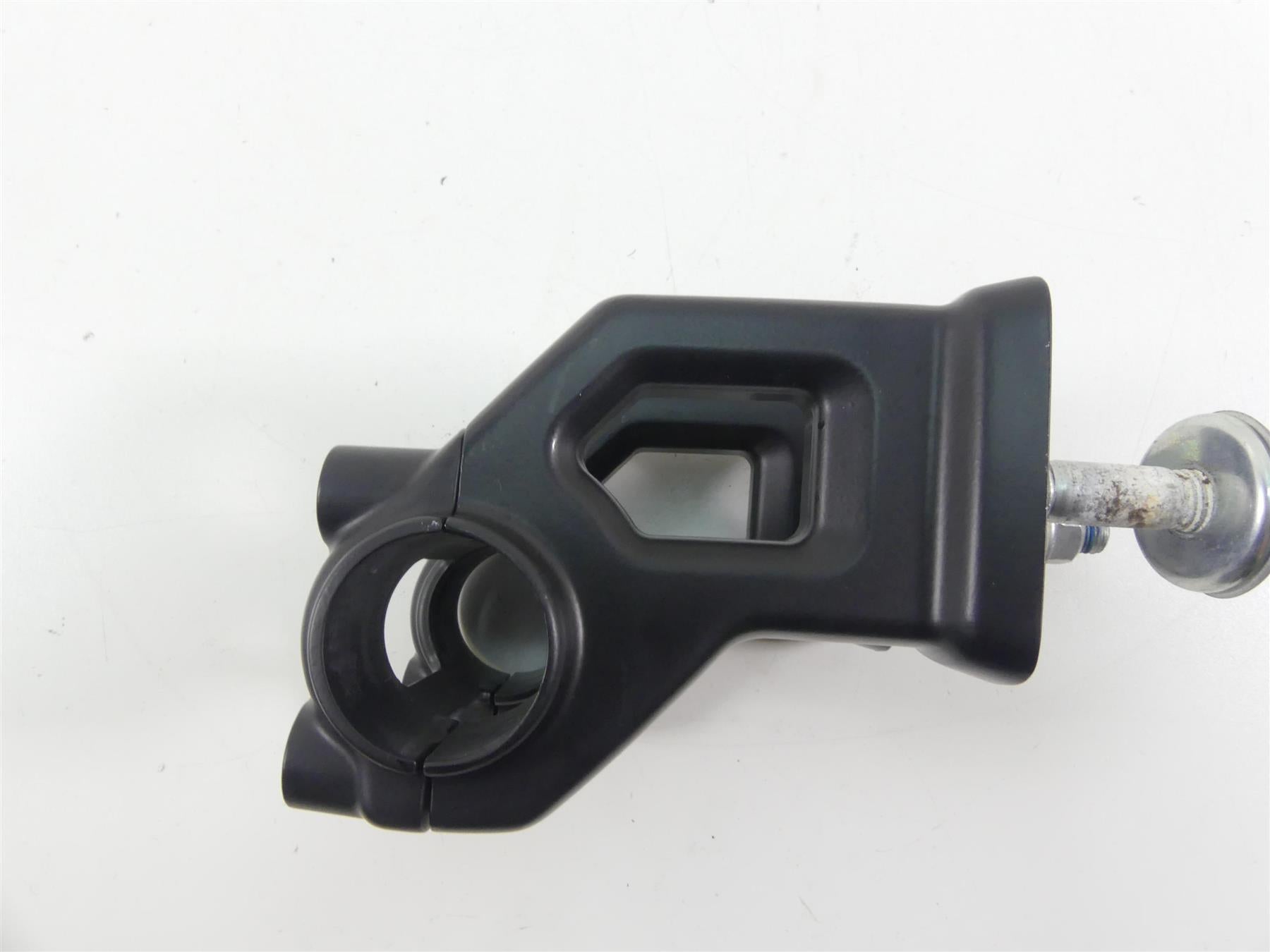 2018 Harley Softail FXFB Fat Bob Handlebar Riser Holder Clamp Set 1.5" 55900112 {{ shop.shopifyCountryName }} - Mototech271