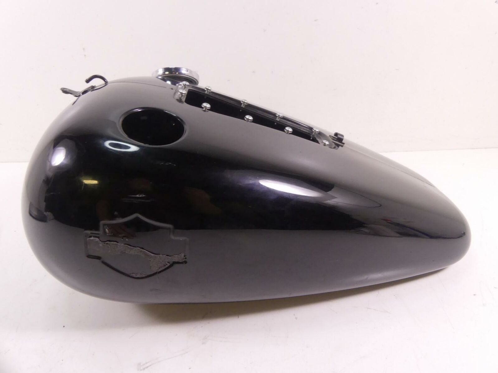 2009 Harley FXCW Softail Rocker Fuel Gas Petrol Tank Reservoir - Dent 62105-08 {{ shop.shopifyCountryName }} - Mototech271