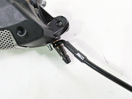 2010 Harley VRSCF Muscle Rod Front Brake Caliper & Line Set 44731-08 44732-08 {{ shop.shopifyCountryName }} - Mototech271