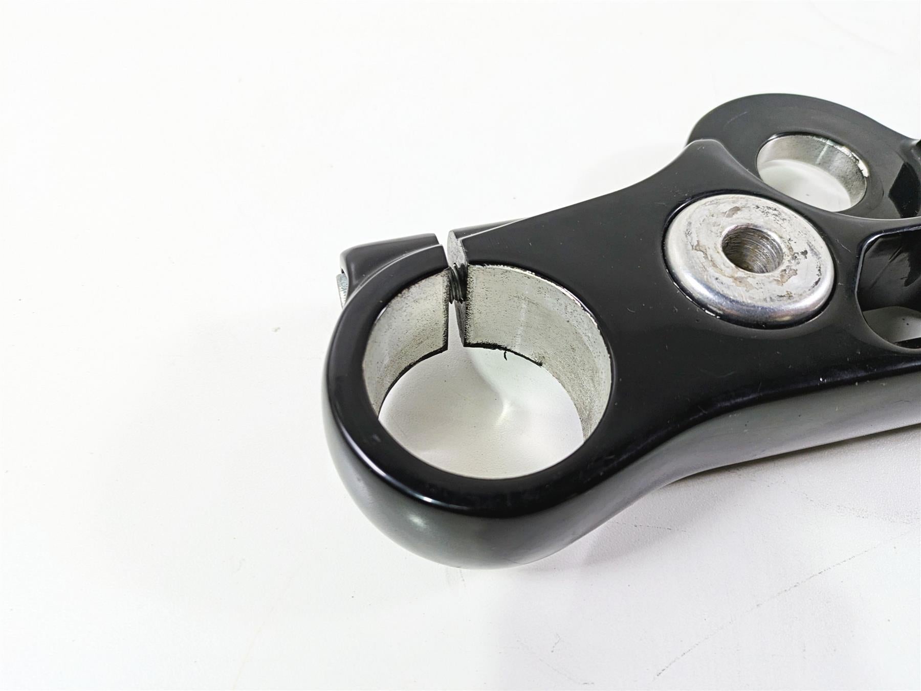 2017 Harley Dyna FXDB Street Bob Upper Triple Tree Steering Clamp 49mm 45900040 {{ shop.shopifyCountryName }} - Mototech271