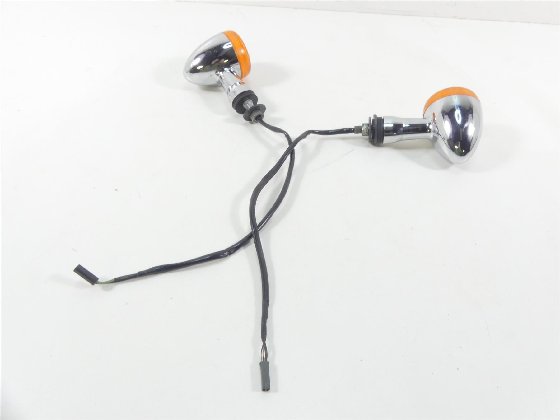 2007 Suzuki M109R VZR1800 Boulevard Rear Blinker Turn Signal Set 35604-48EC1 {{ shop.shopifyCountryName }} - Mototech271
