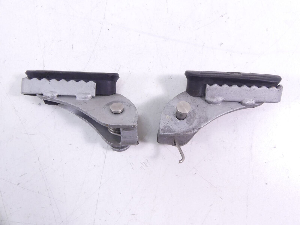 2012 BMW R1200GS K25 Front Rider Driver Footpeg Set 46717729281 46717729281 {{ shop.shopifyCountryName }} - Mototech271